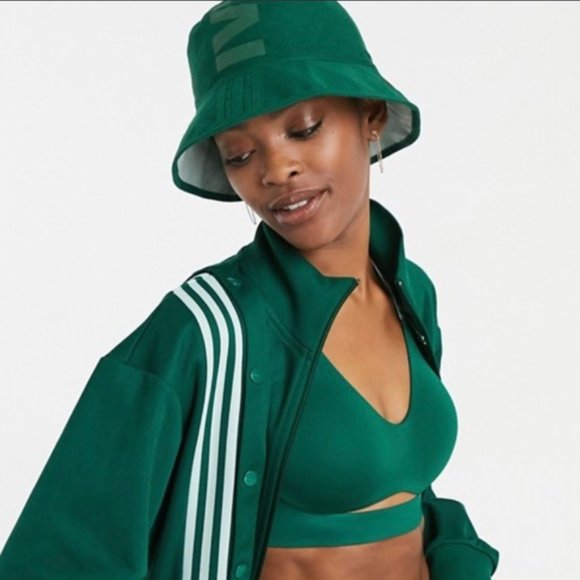 New Ivy Park x Adidas Green Reversible Bucket Hat - Picture 2 of 7
